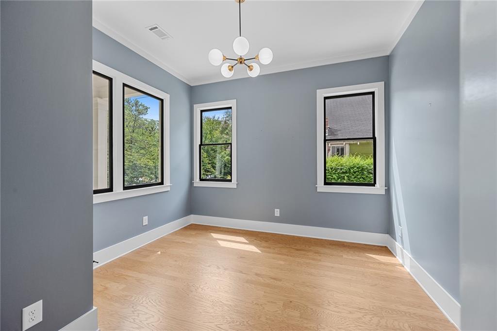 220A Whitefoord Avenue NE