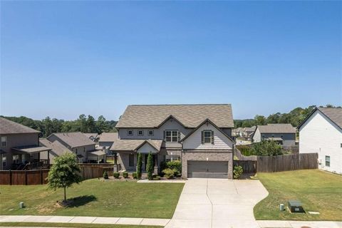 A home in Dacula