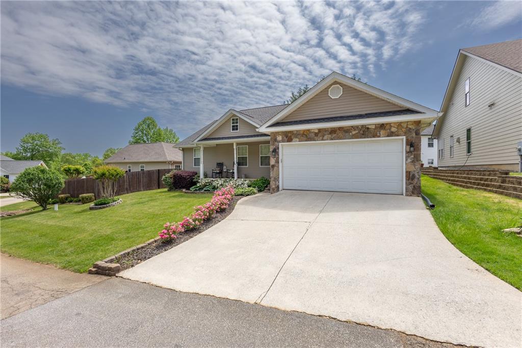 221 Legacy Drive, Demorest, Georgia image 3