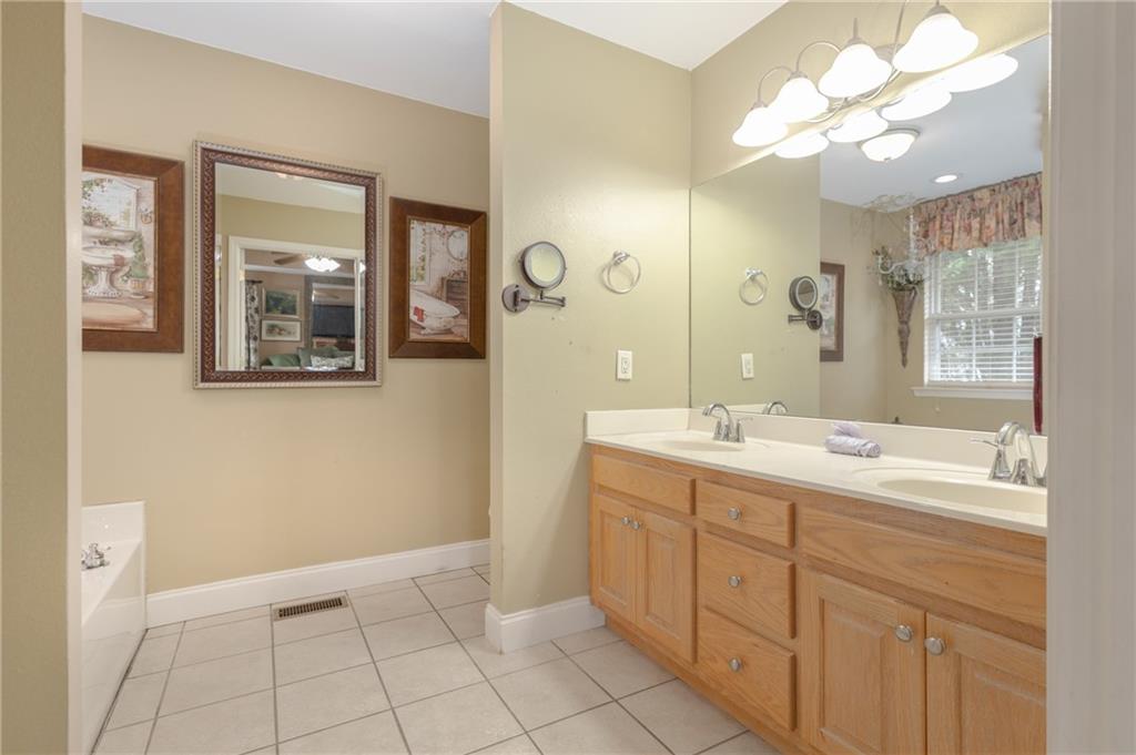 221 Legacy Drive, Demorest, Georgia image 23