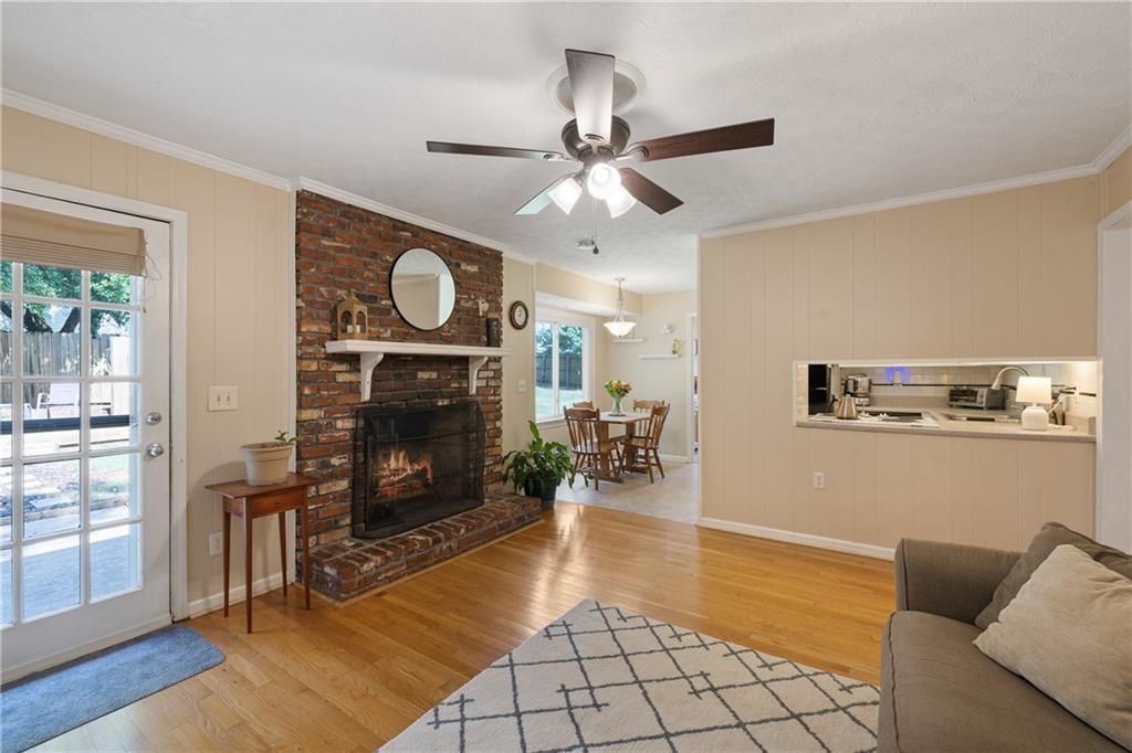2577 Glen Circle