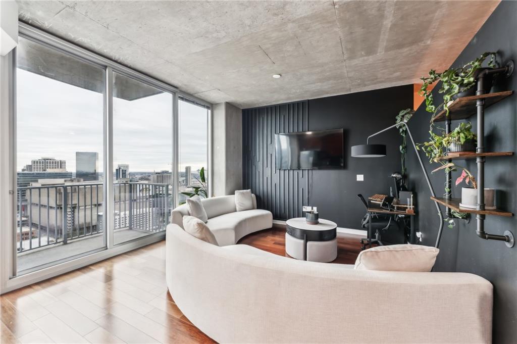 400 W Peachtree Street NW 2810