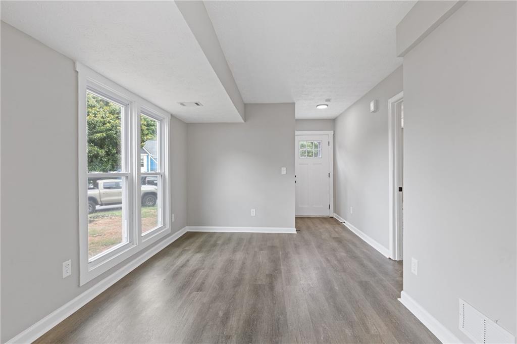 1164 Red Oak Cove