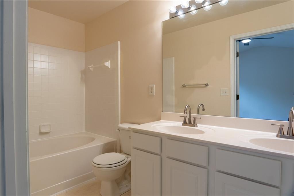 5587 Trace Views Drive, Norcross, Georgia image 17