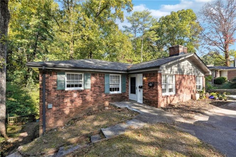 Multifamily For Rent - 2073 E Roxboro Road #B<br/> Brookhaven, GA 30324