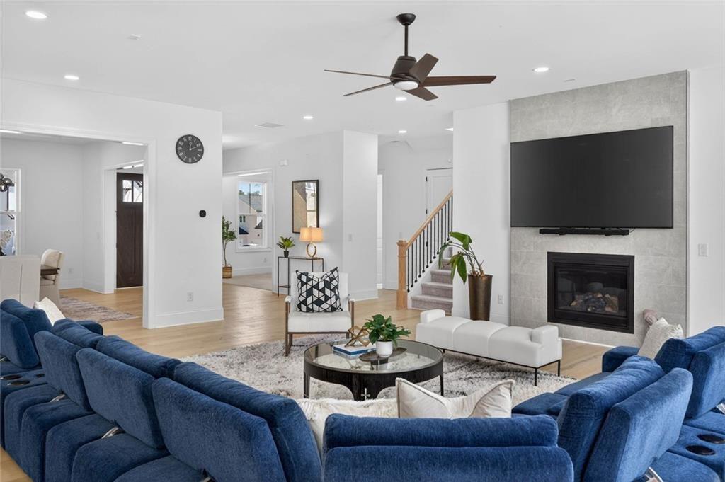 512 Cedar Crest Circle