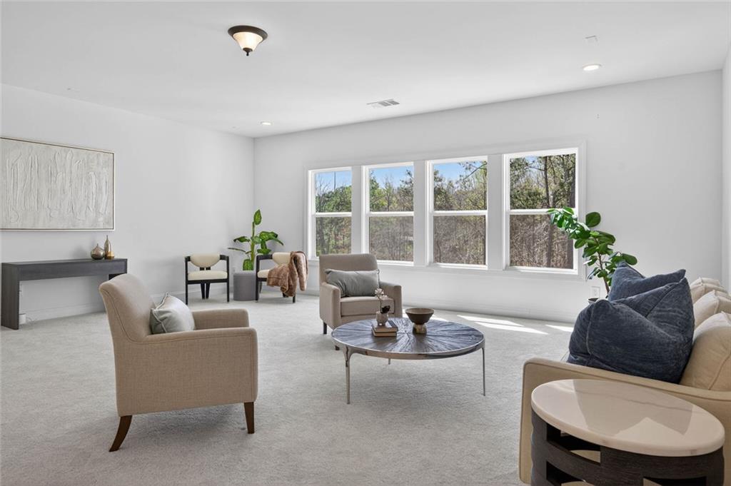 512 Cedar Crest Circle