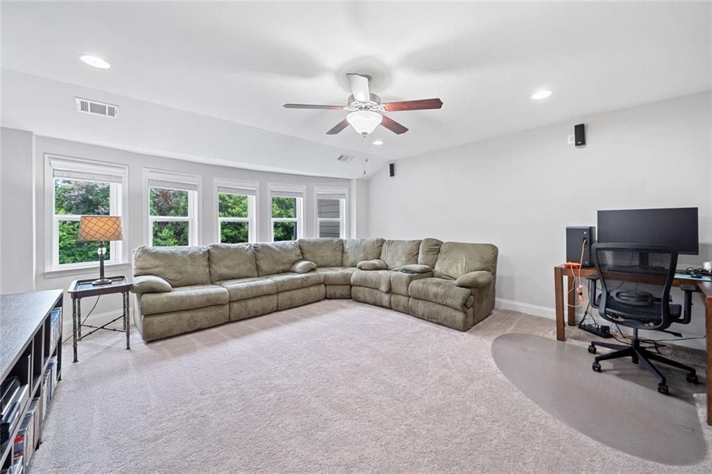 Woodstock Knoll - Residential