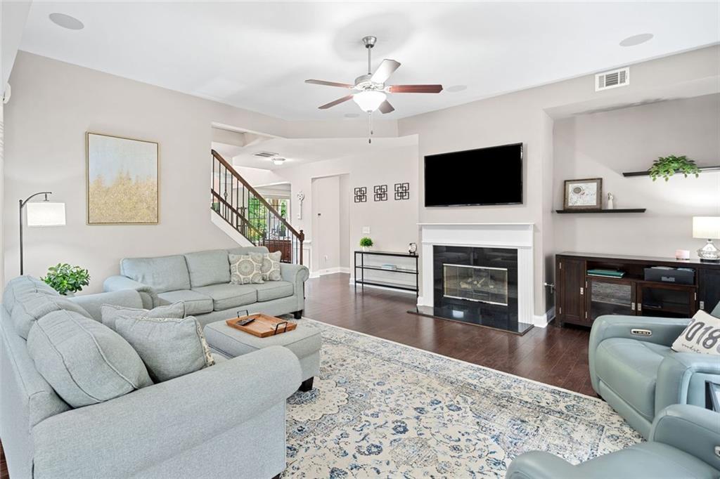 Woodstock Knoll - Residential