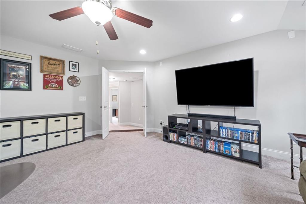 Woodstock Knoll - Residential