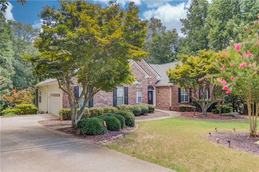 735 Gold Crest Drive