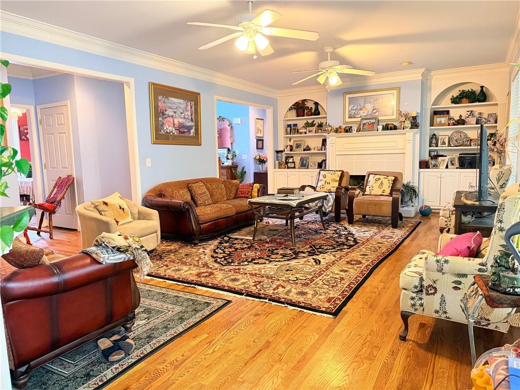 2100 Skyland Cove Lane