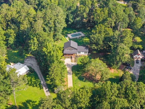 Homes For Sale - 170 Lakeview Lane<br/> Fayette County, Fayetteville, GA 30214