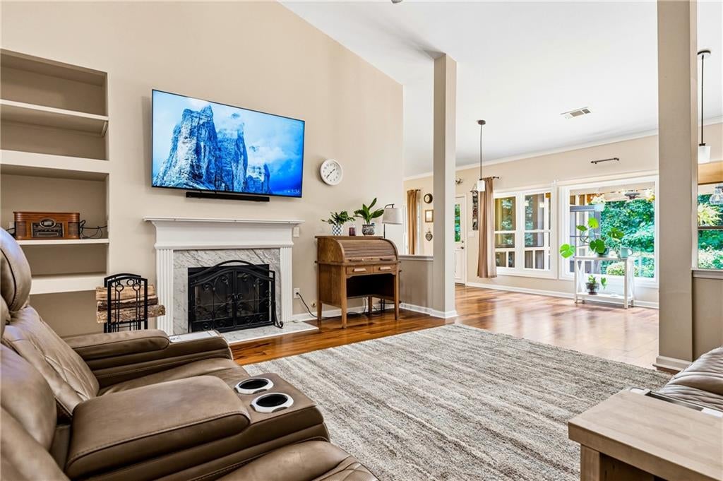 1235 Sunhill Drive