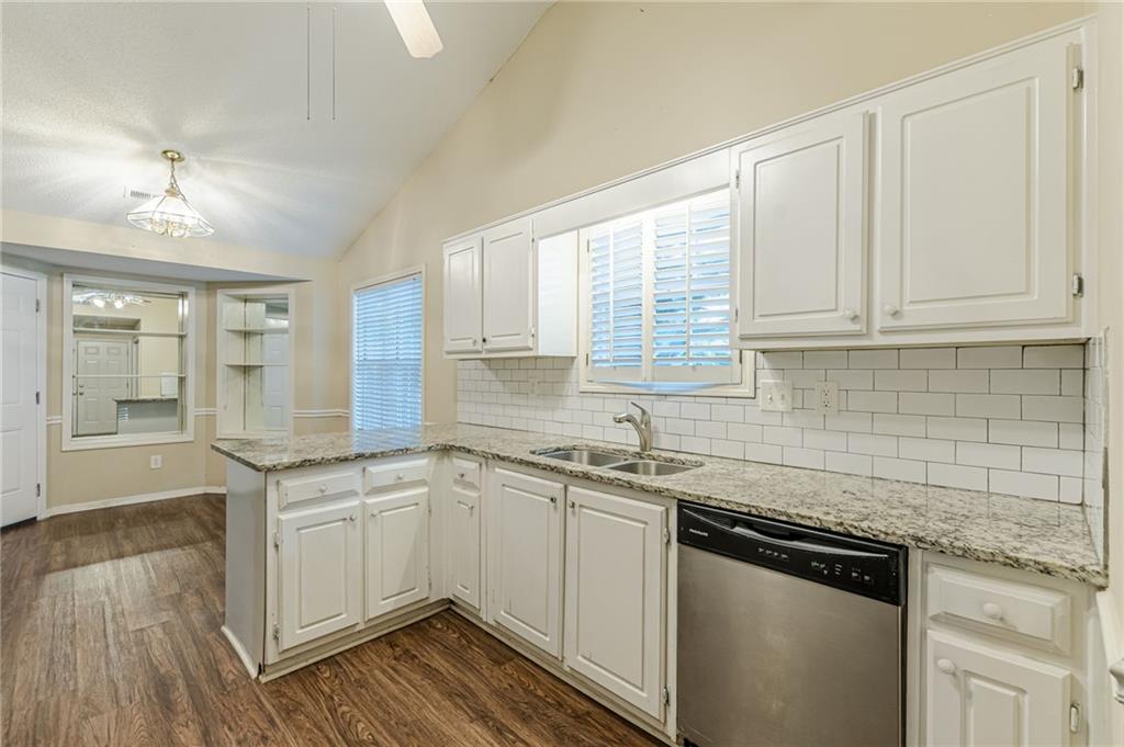 Vineyards Eagles Landing - Residential
