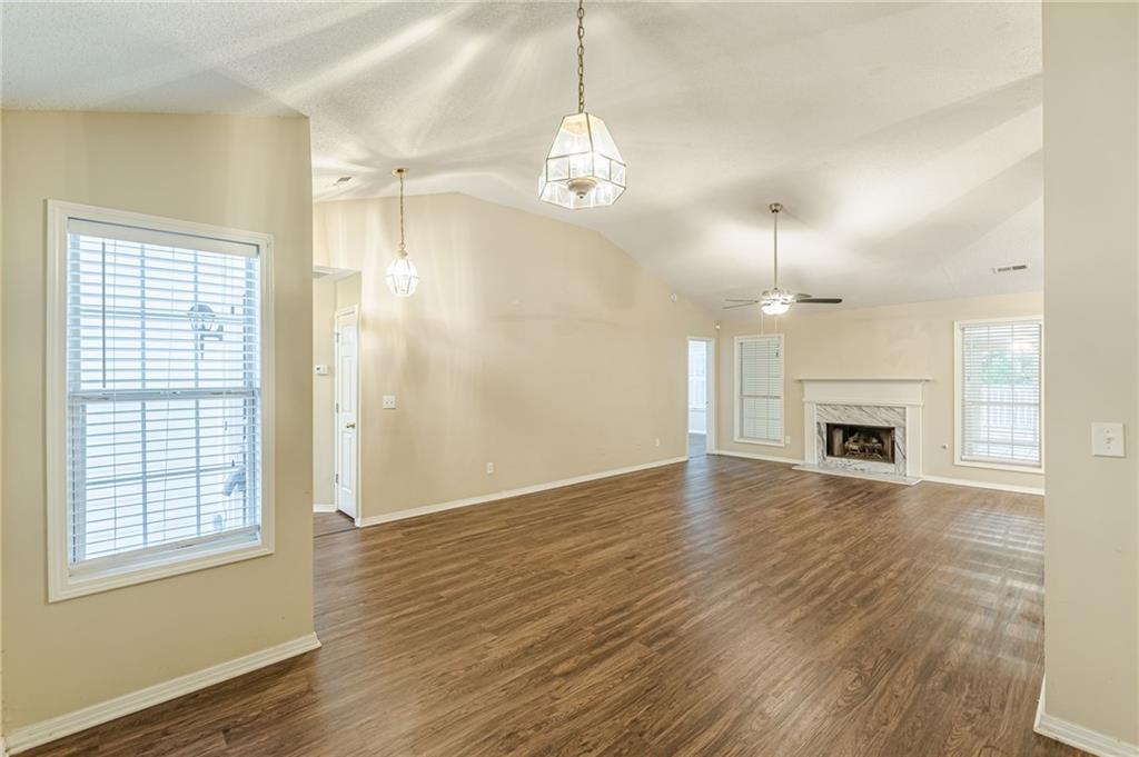 Vineyards Eagles Landing - Residential