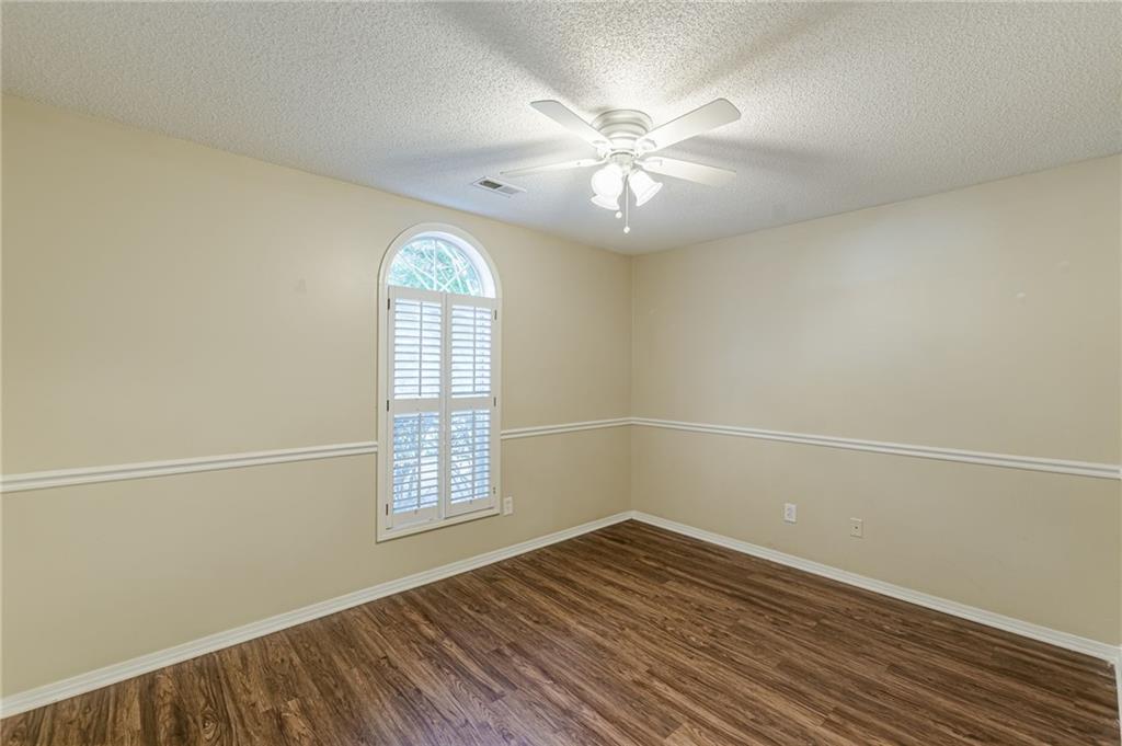 Vineyards Eagles Landing - Residential