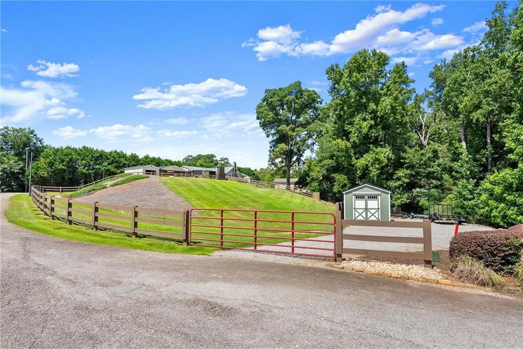 3173 Alenes Drive, Gainesville, GA, 30506
