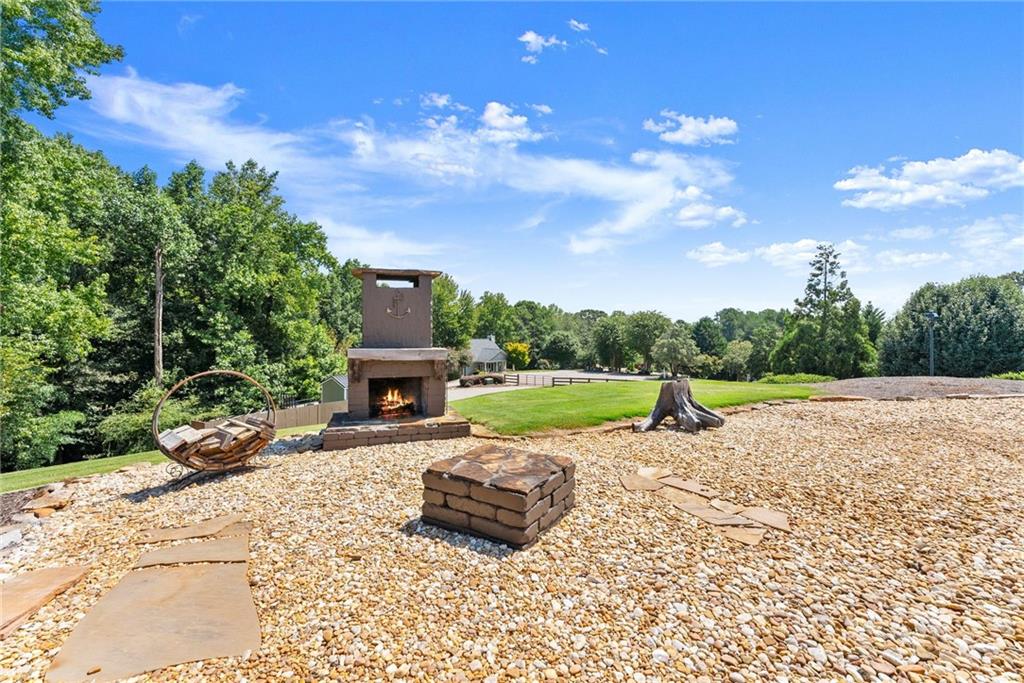 3173 Alenes Drive