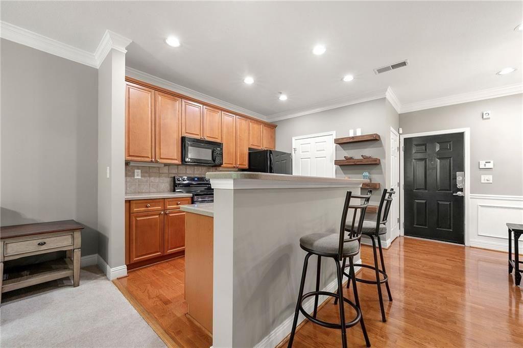 1301 Stratford Commons