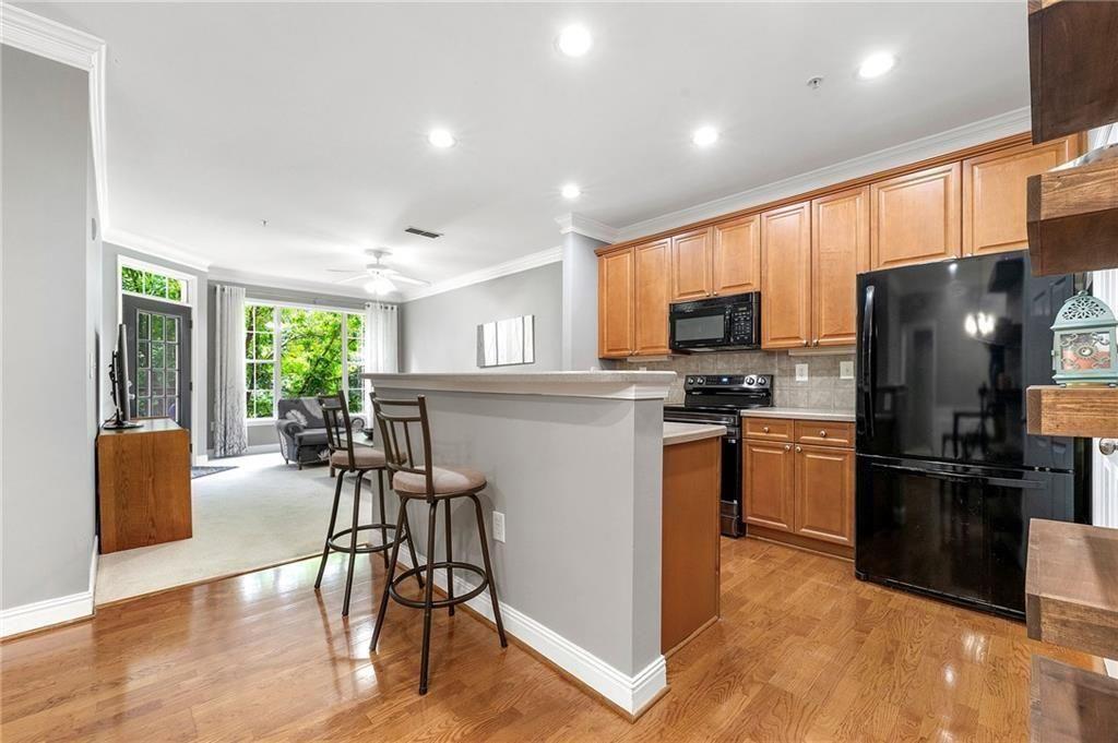 1301 Stratford Commons