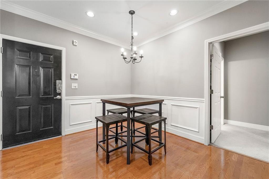 1301 Stratford Commons