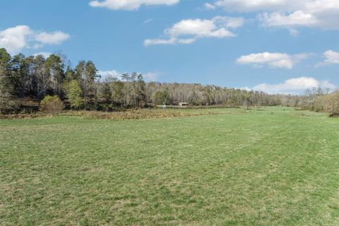 A home in Murrayville