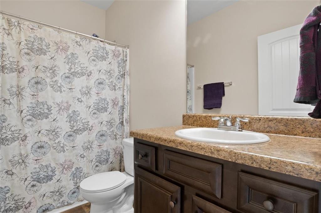 1246 Foxcreek Drive, Mcdonough, Georgia image 8