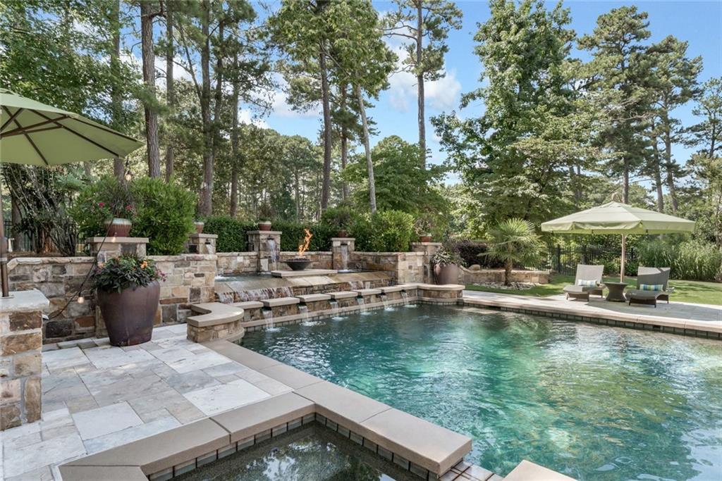 2536 Wynnton Drive