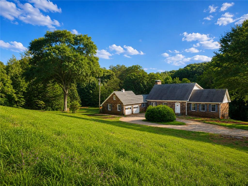 4545 Twin lakes DR Drive