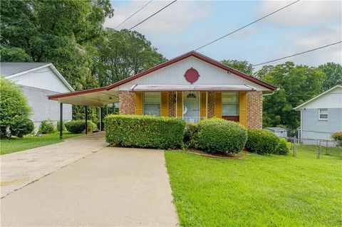 Homes For Sale - 1979 Thomasville Drive<br/> Atlanta, GA 30315