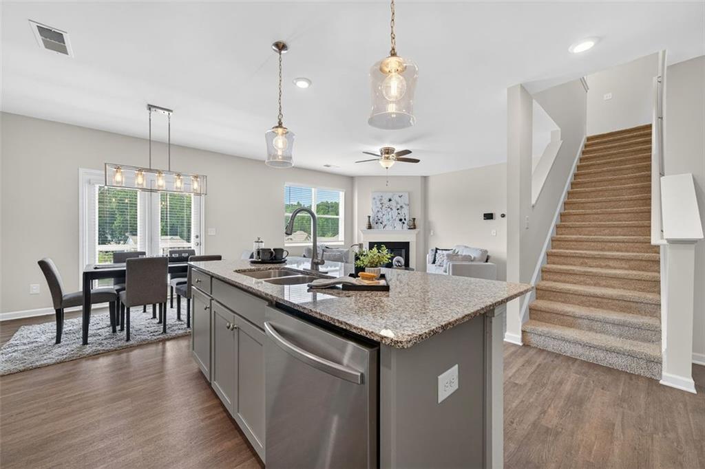 7372 Stone Bluff Drive