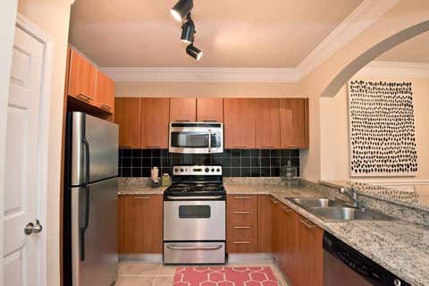 Apartment For Rent - 3315 Roswell Road #1001026<br/> Atlanta, GA 30305