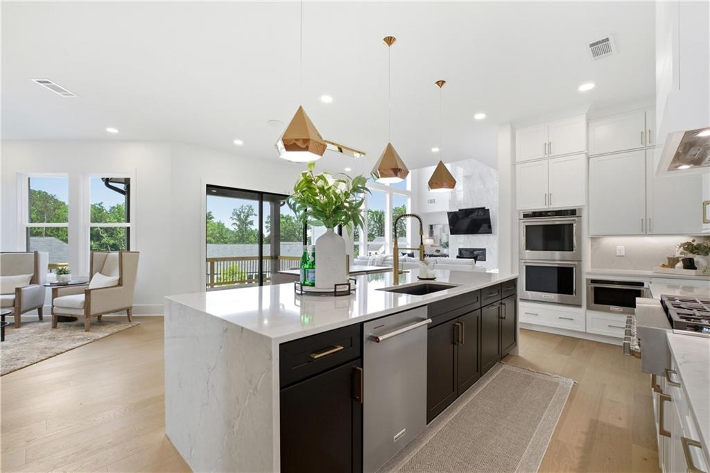 4510 Hawthorn Circle
