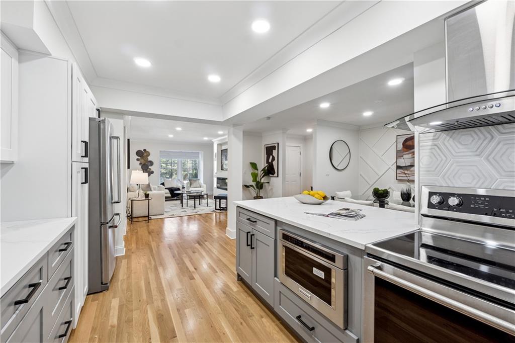Photo of 106 La Rue Place, Atlanta, GA 30327 (MLS # 7840259)