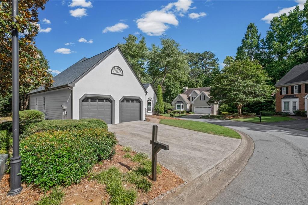 4477 Dobbs Crossing