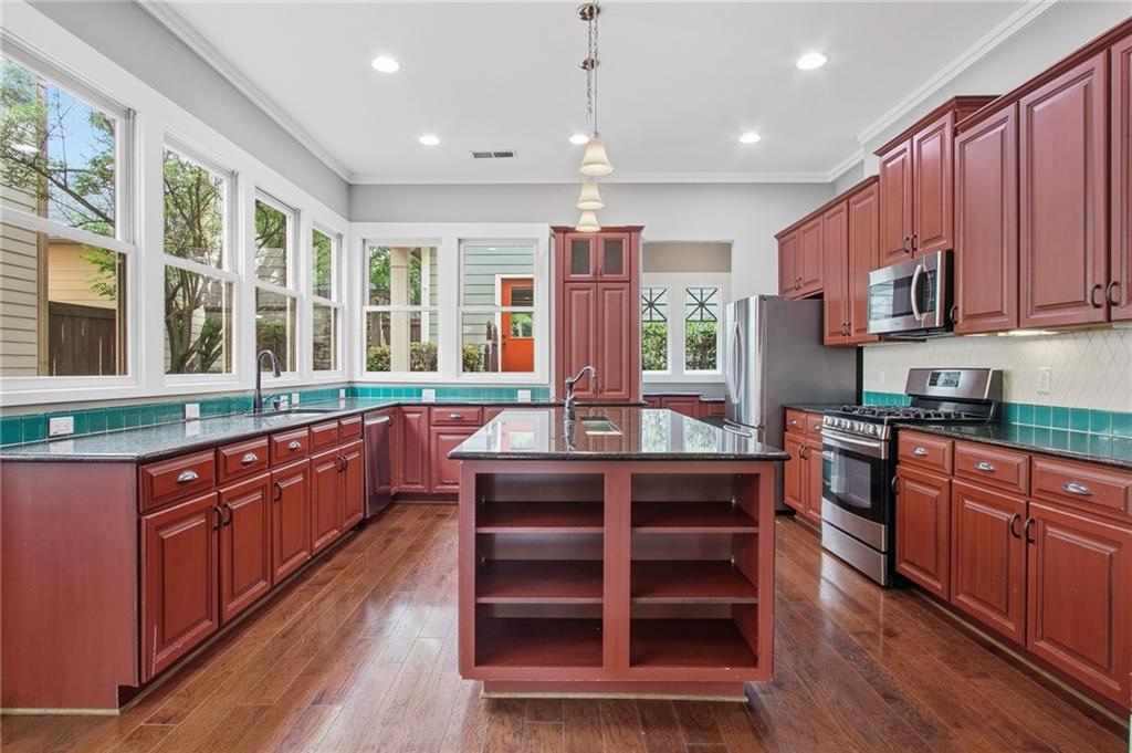 3263 Founders Way