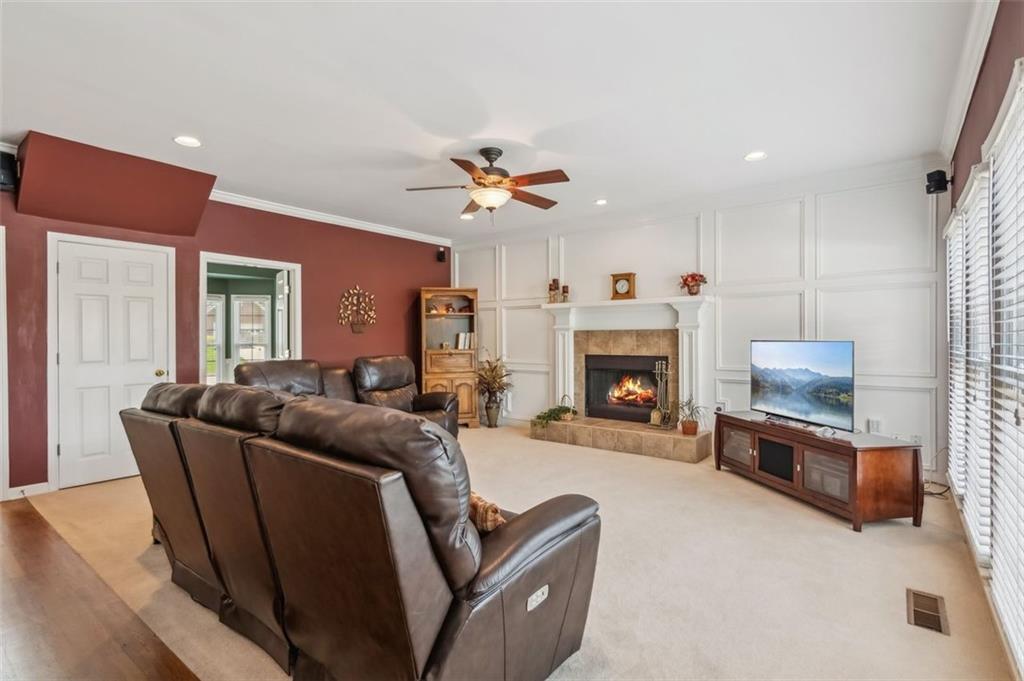 2045 Calmwater Court, Suwanee, Georgia image 11