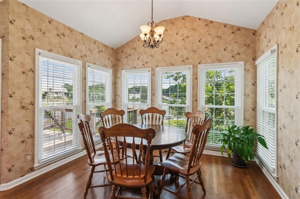 2045 Calmwater Court, Suwanee, Georgia image 17