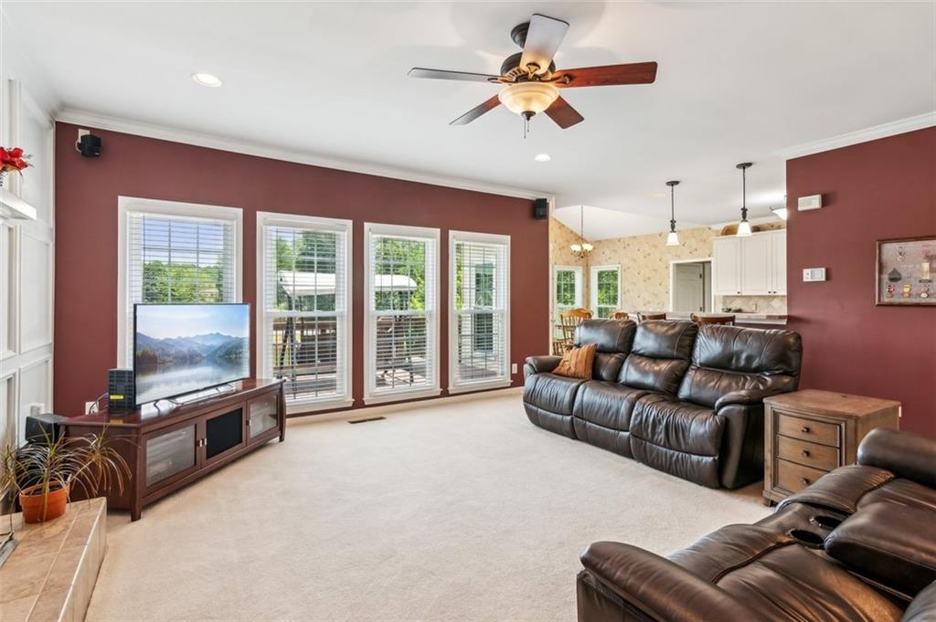 2045 Calmwater Court, Suwanee, Georgia image 12