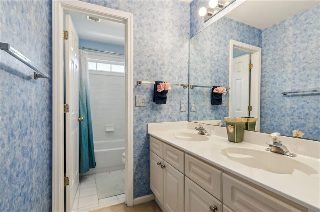 2045 Calmwater Court, Suwanee, Georgia image 38