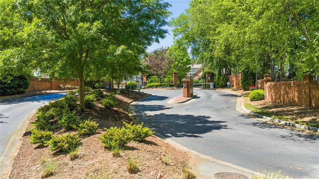 5611 Brooke Ridge Drive
