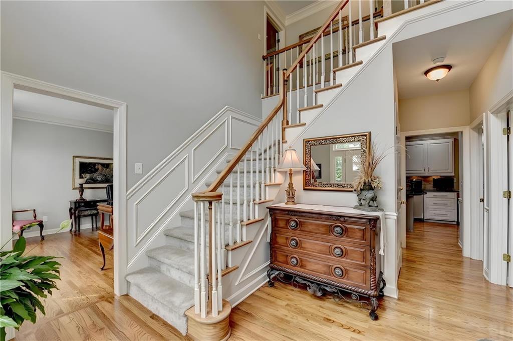 215 Sandridge Court