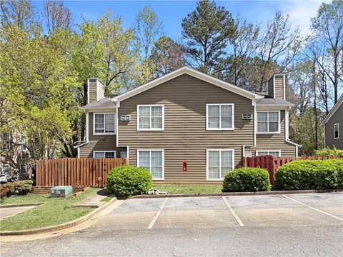 Homes For Sale - 1065 Rock Creek Lane<br/> Norcross, GA 30093