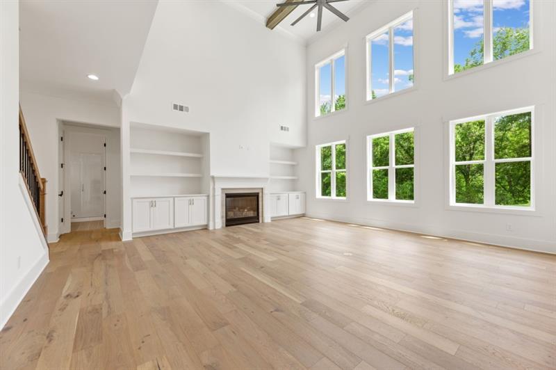 Gainesville, Georgia, 30506, United States, 4 Bedrooms Bedrooms, ,4 BathroomsBathrooms,Residential,Active,2032054