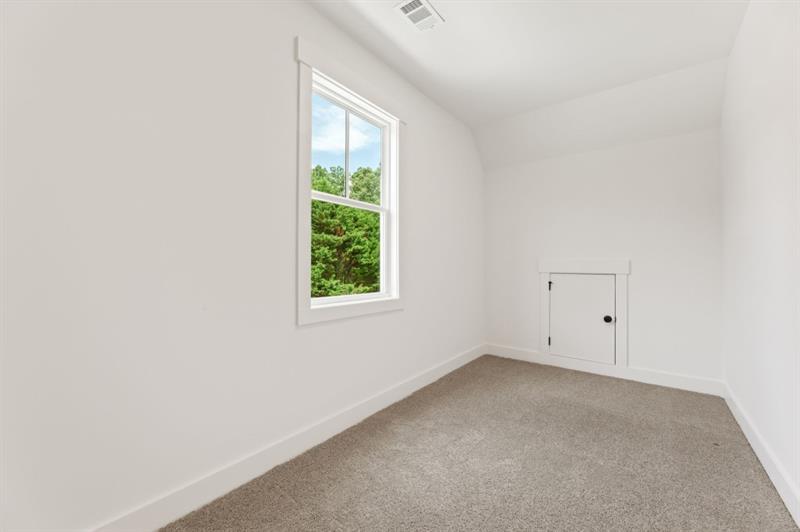 Gainesville, Georgia, 30506, United States, 4 Bedrooms Bedrooms, ,4 BathroomsBathrooms,Residential,Active,2032054