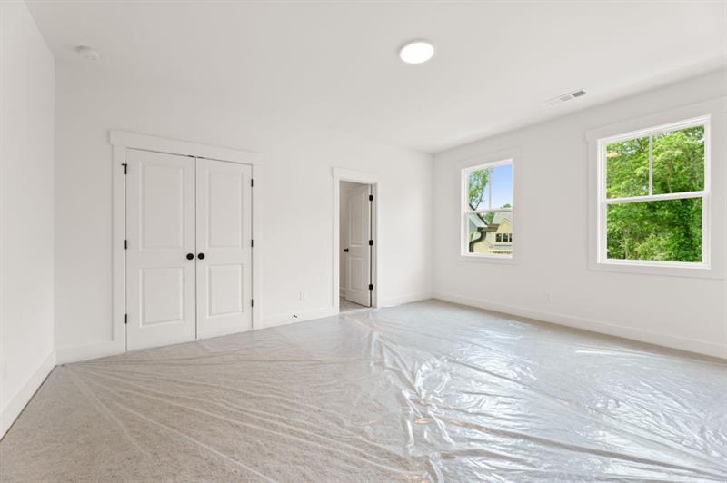 Gainesville, Georgia, 30506, United States, 4 Bedrooms Bedrooms, ,4 BathroomsBathrooms,Residential,Active,2032054