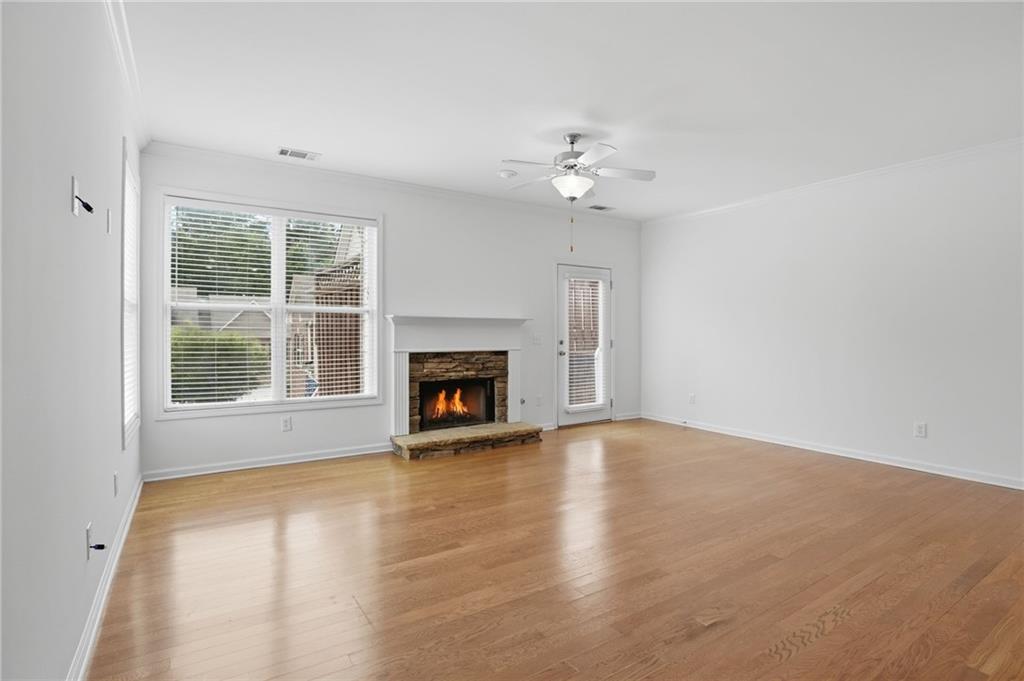 1013 Firethorne Pass