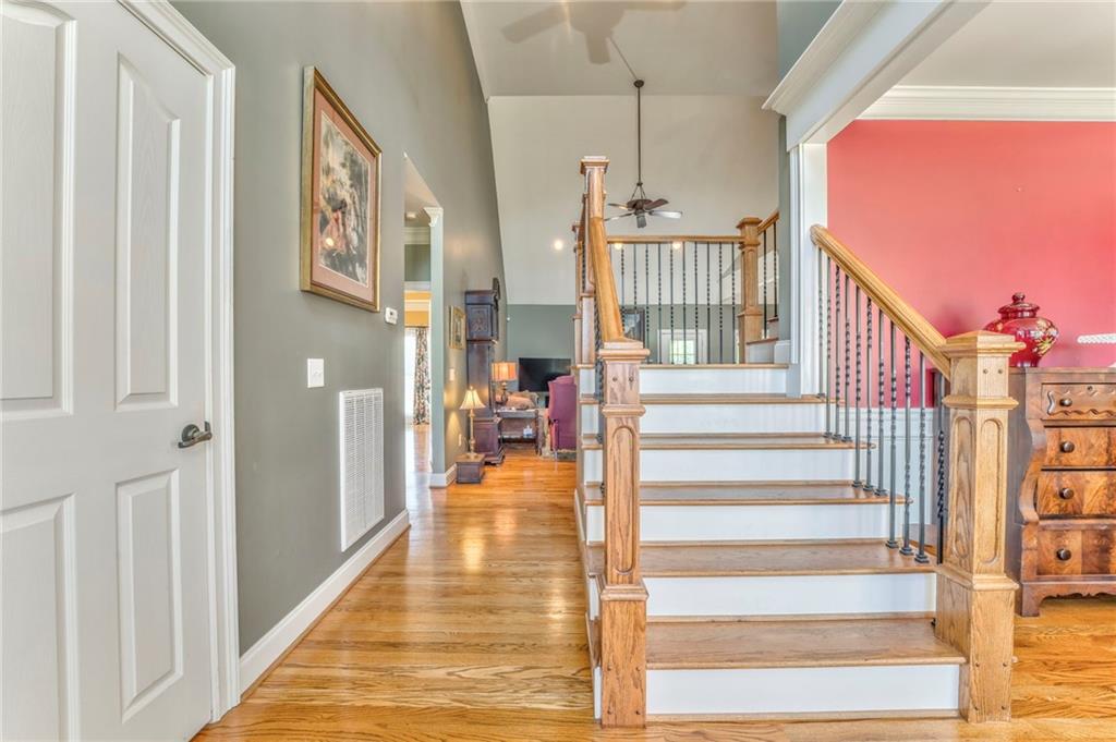 206 Wexford Drive, Calhoun, Georgia image 5