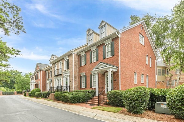 4678 IVYGATE CIR SE APT 8E, ATLANTA, GA 30339 - Image 3410abc498db5d886cd9ef2b5dde7c6d/737266273